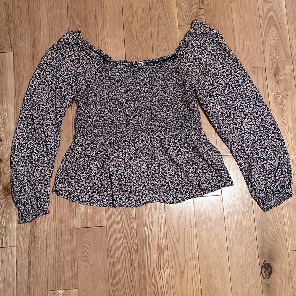 Old Navy Long Sleeve Floral Top L
